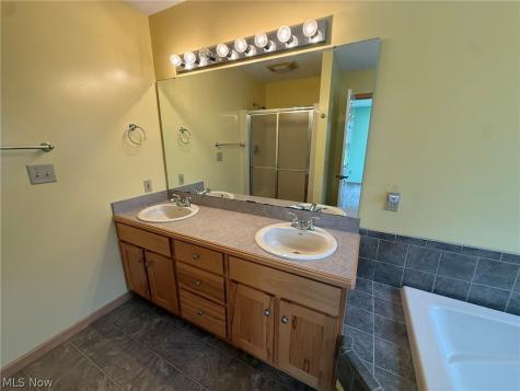 10387 Private Road 275 Millersburg OH 44654