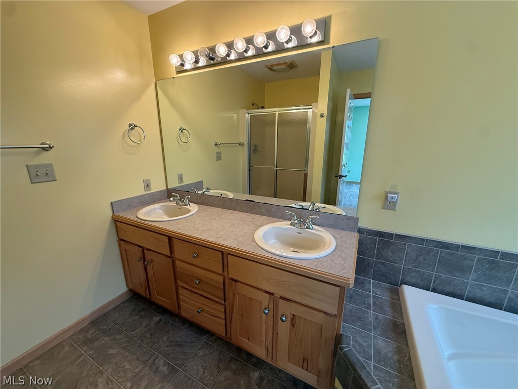 10387 Private Road 275 Millersburg OH 44654