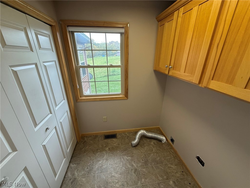 10387 Private Road 275 Millersburg OH 44654