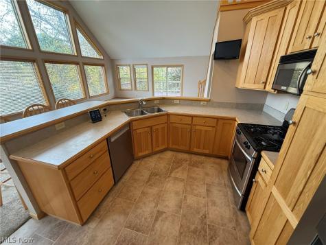 10387 Private Road 275 Millersburg OH 44654