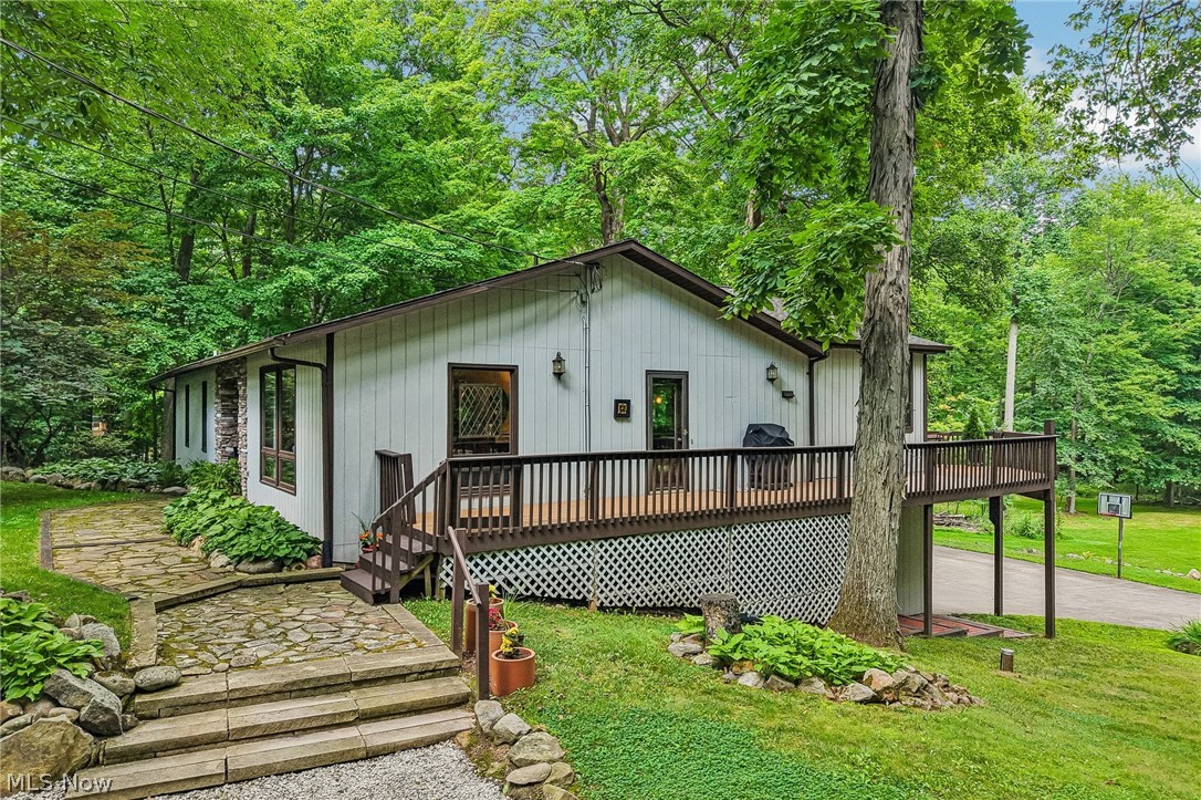 985 S Medina Line Road Wadsworth OH 44281