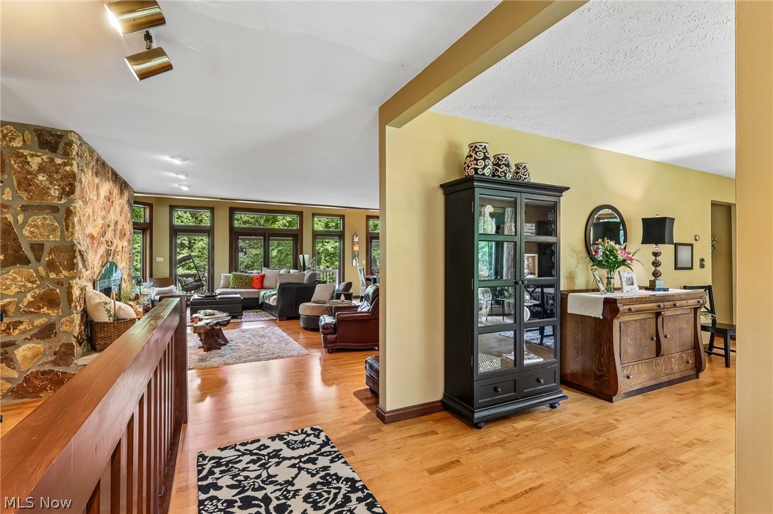 985 S Medina Line Road Wadsworth OH 44281
