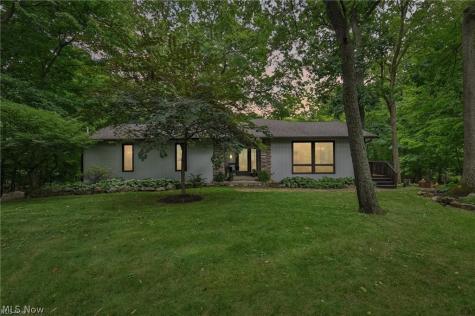 985 S Medina Line Road Wadsworth OH 44281