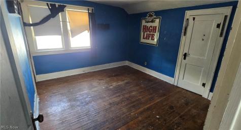 647 Columbia Avenue Akron OH 44310
