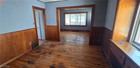 647 Columbia Avenue Akron OH 44310
