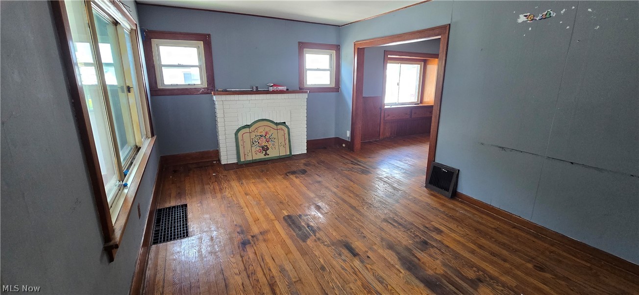 647 Columbia Avenue Akron OH 44310