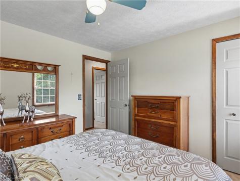 12203 Shoshone Avenue NW Uniontown OH 44685