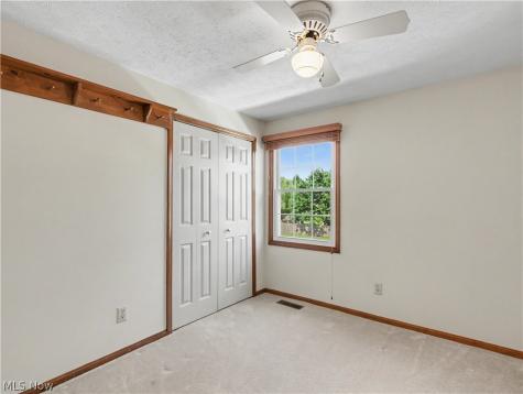 12203 Shoshone Avenue NW Uniontown OH 44685