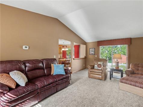 12203 Shoshone Avenue NW Uniontown OH 44685