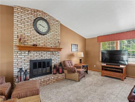 12203 Shoshone Avenue NW Uniontown OH 44685