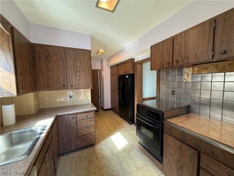 131 E 200th Street Euclid OH 44119