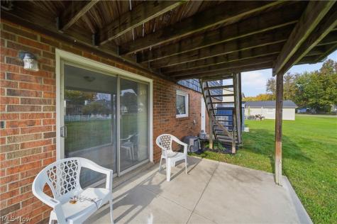 3057 List Street NW Massillon OH 44646