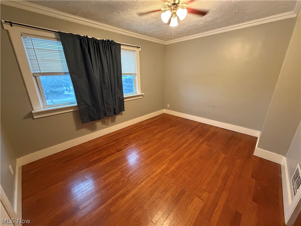 5177 Mahoning Avenue NW Warren OH 44483