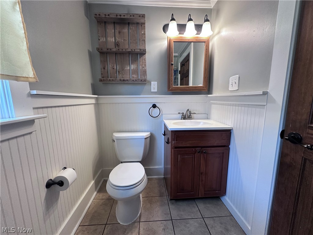 5177 Mahoning Avenue NW Warren OH 44483