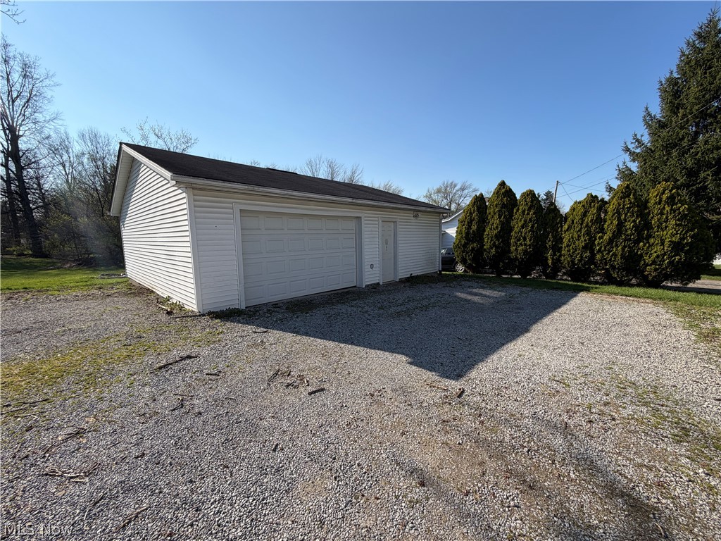 5177 Mahoning Avenue NW Warren OH 44483