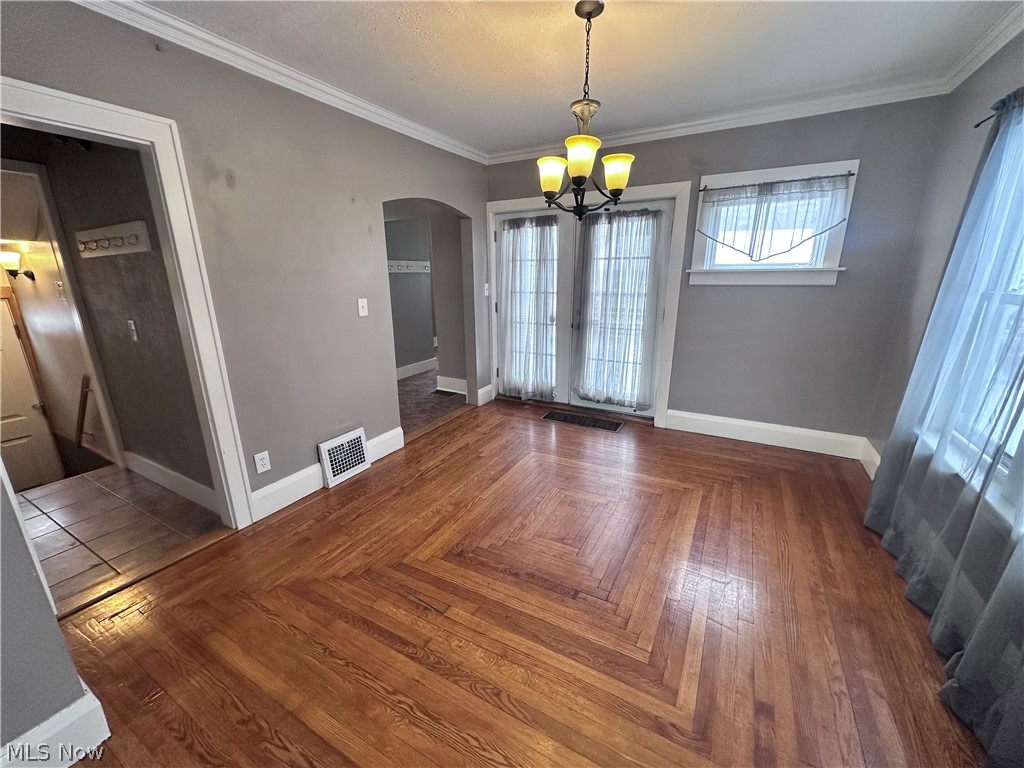 5177 Mahoning Avenue NW Warren OH 44483