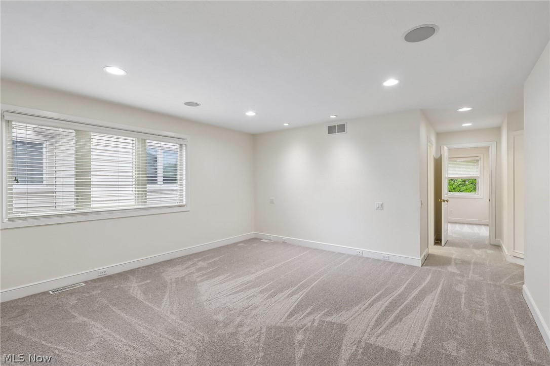 5230 River Creek Road Lyndhurst OH 44124