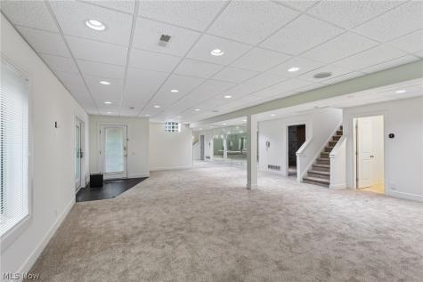 5230 River Creek Road Lyndhurst OH 44124