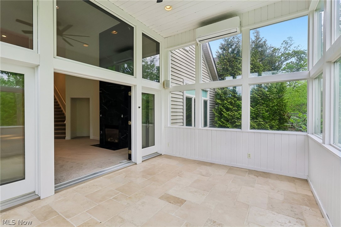 5230 River Creek Road Lyndhurst OH 44124