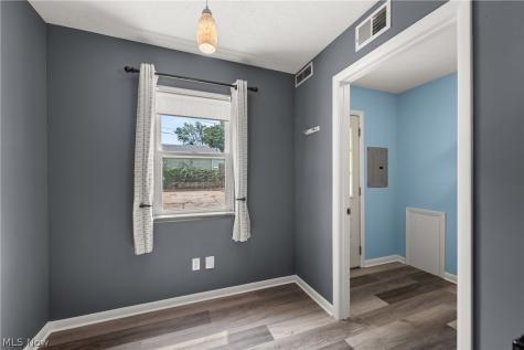 3883 Brookside Boulevard Cleveland OH 44111