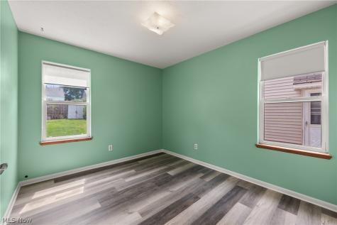 3883 Brookside Boulevard Cleveland OH 44111