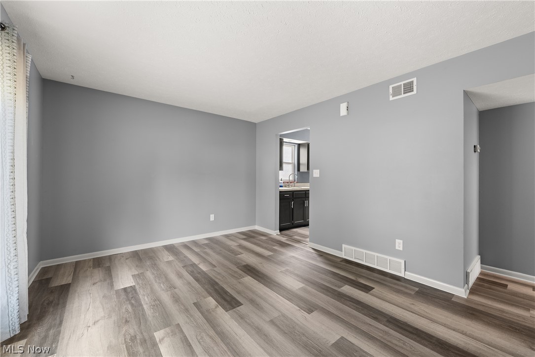 3883 Brookside Boulevard Cleveland OH 44111