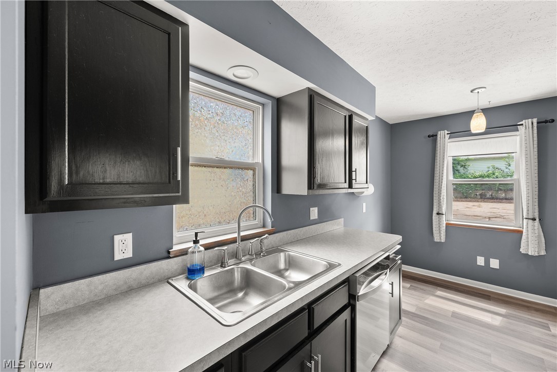 3883 Brookside Boulevard Cleveland OH 44111