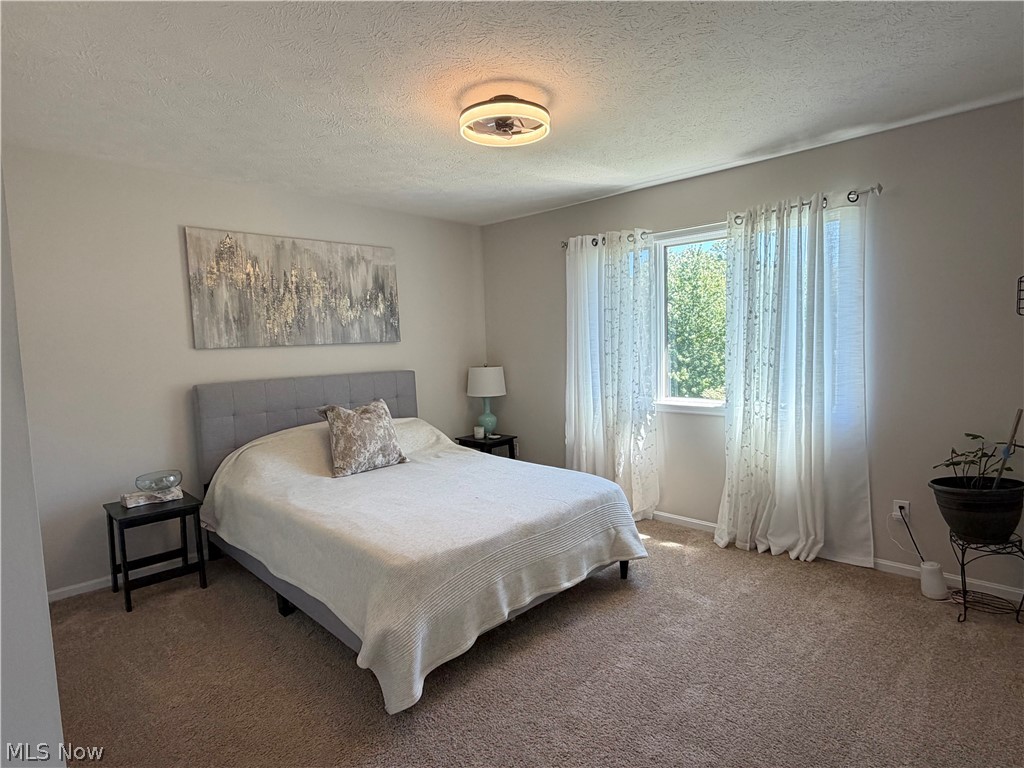 608 Dewitt Drive Highland Heights OH 44143