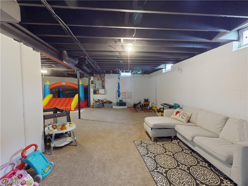 608 Dewitt Drive Highland Heights OH 44143