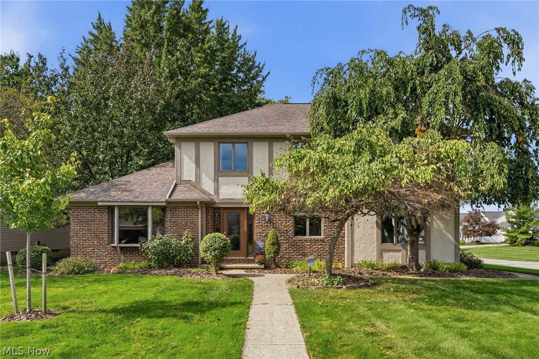 3374 Kings Mill Run Rocky River OH 44116