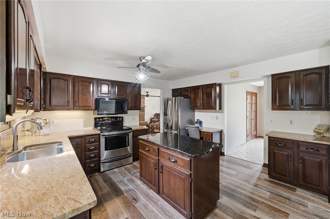 3374 Kings Mill Run Rocky River OH 44116