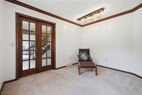 3374 Kings Mill Run Rocky River OH 44116