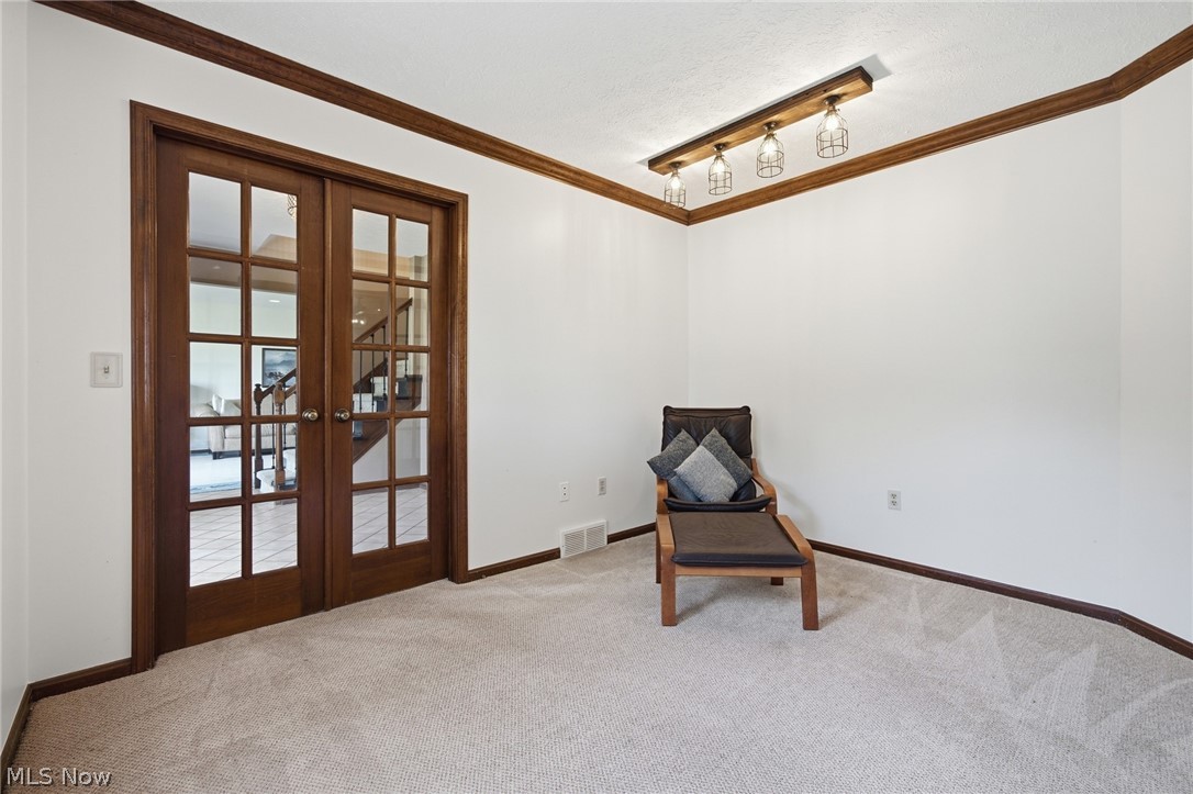 3374 Kings Mill Run Rocky River OH 44116