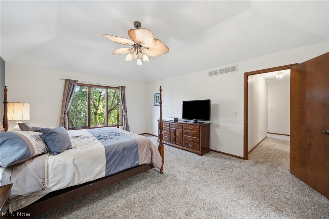 3374 Kings Mill Run Rocky River OH 44116