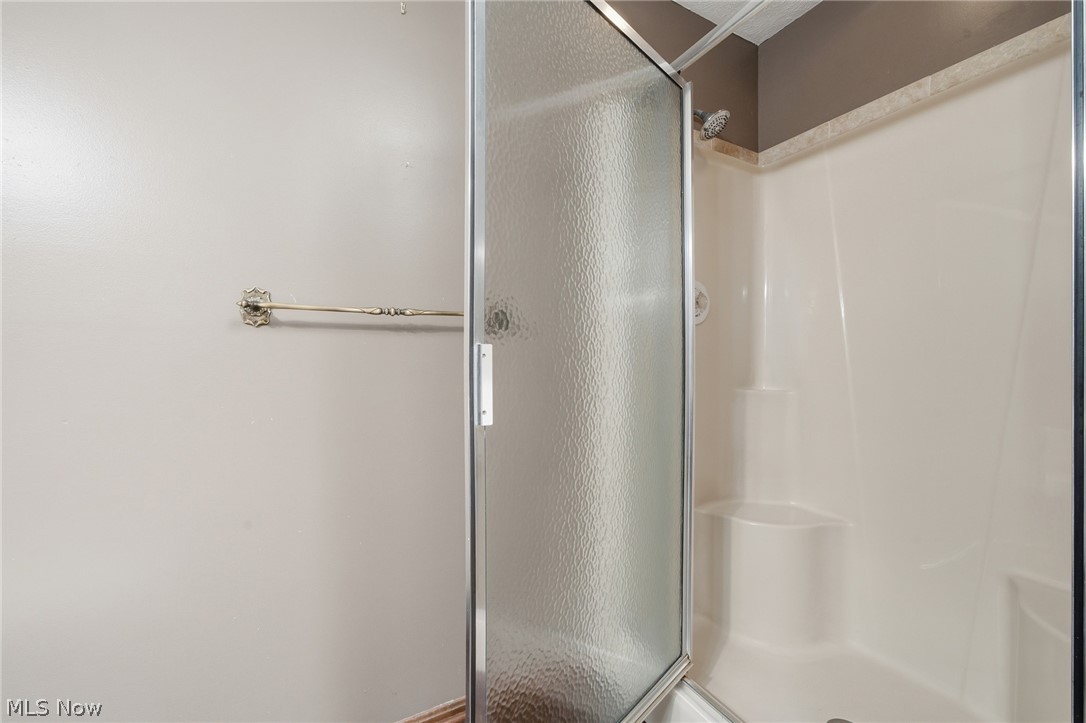 3374 Kings Mill Run Rocky River OH 44116