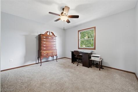 3374 Kings Mill Run Rocky River OH 44116