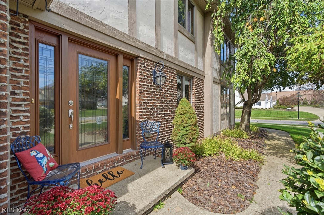 3374 Kings Mill Run Rocky River OH 44116