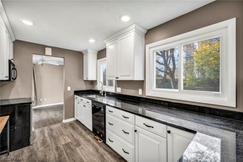 180 E 264th Street Euclid OH 44132