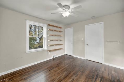 180 E 264th Street Euclid OH 44132