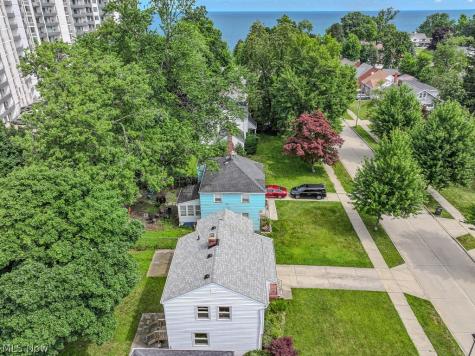 180 E 264th Street Euclid OH 44132