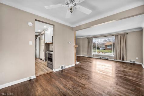 180 E 264th Street Euclid OH 44132