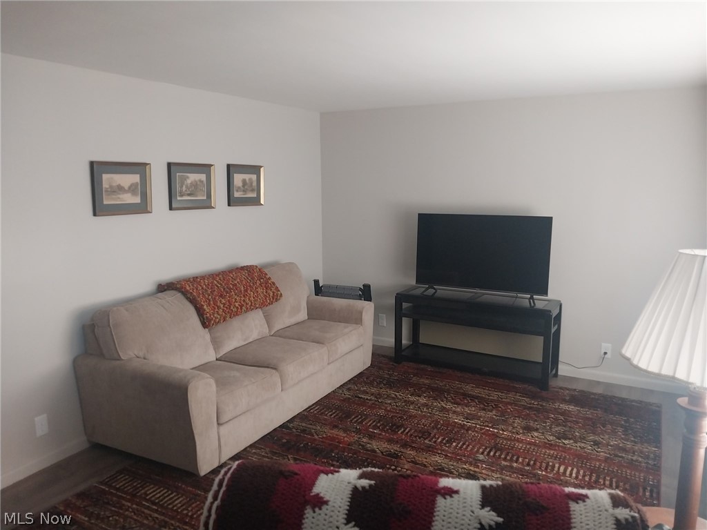 3009 Willowrow Avenue NE Canton OH 44705