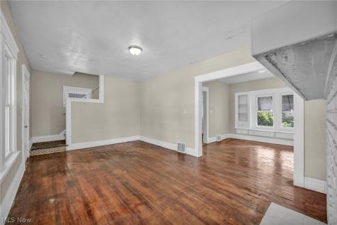 11714 Oakview Avenue Cleveland OH 44108