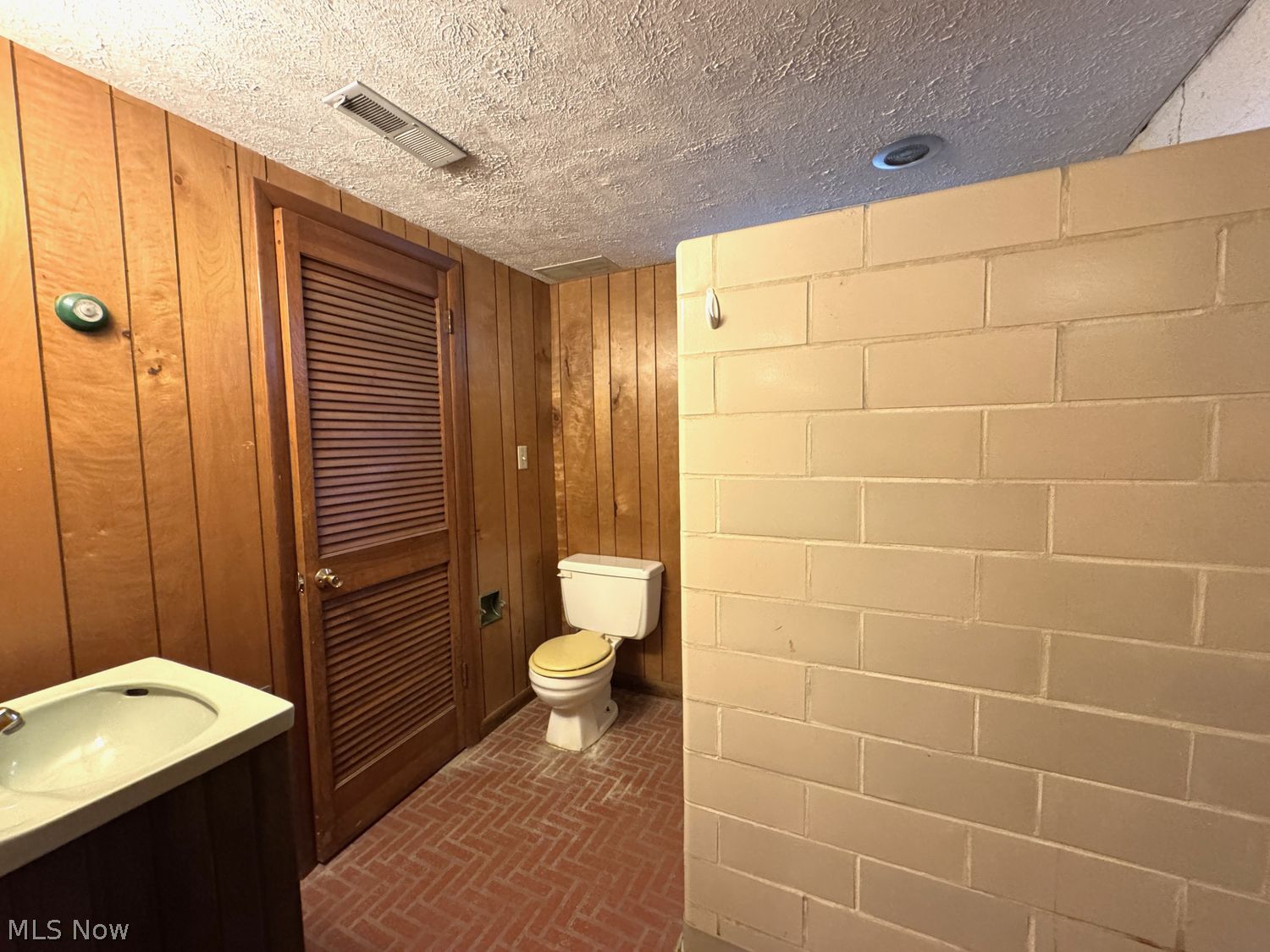 621 32nd Street NW Canton OH 44709