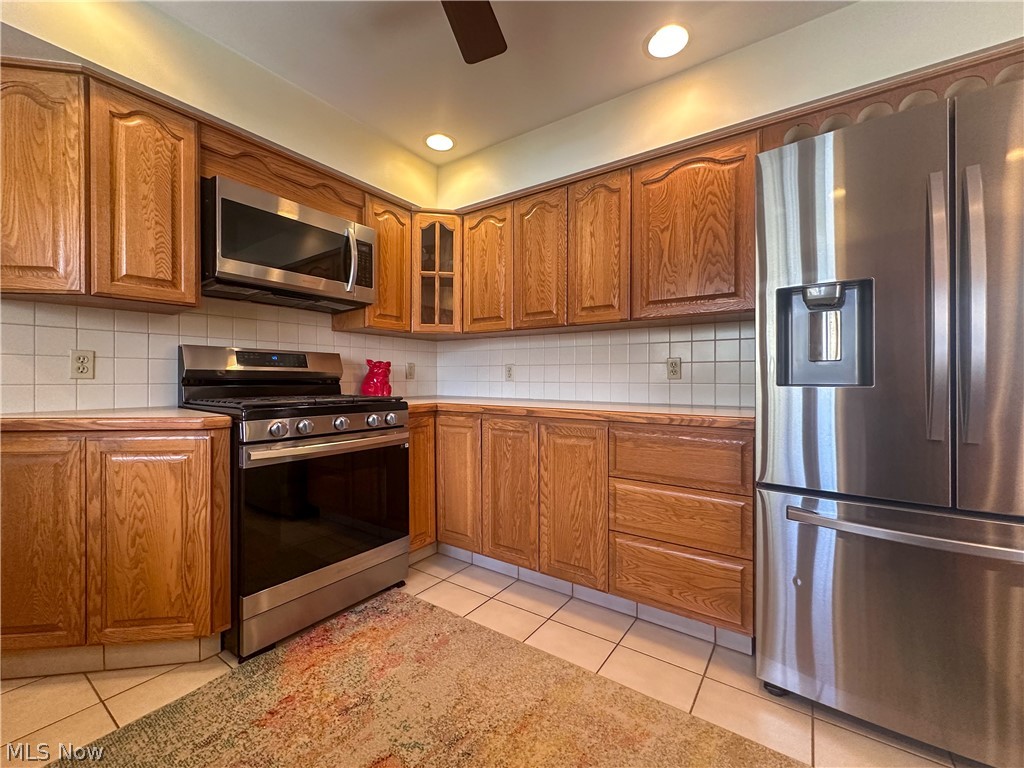 1011 Park Circle Girard OH 44420
