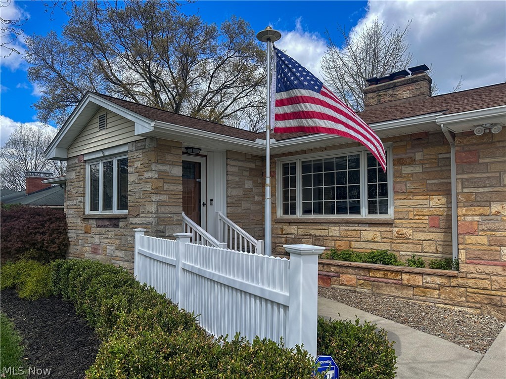 1011 Park Circle Girard OH 44420