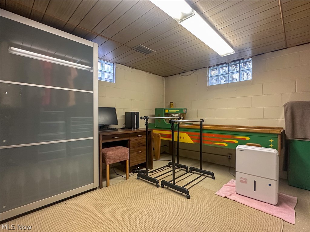 1011 Park Circle Girard OH 44420
