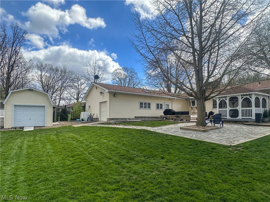 1011 Park Circle Girard OH 44420