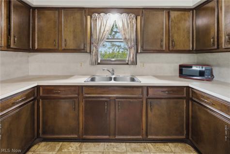 4510 Plainfield Avenue SW Canton OH 44706