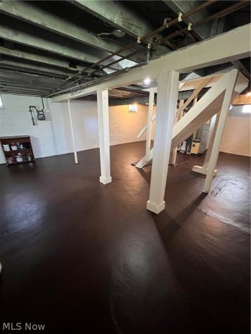 1129 Avon Street Akron OH 44310